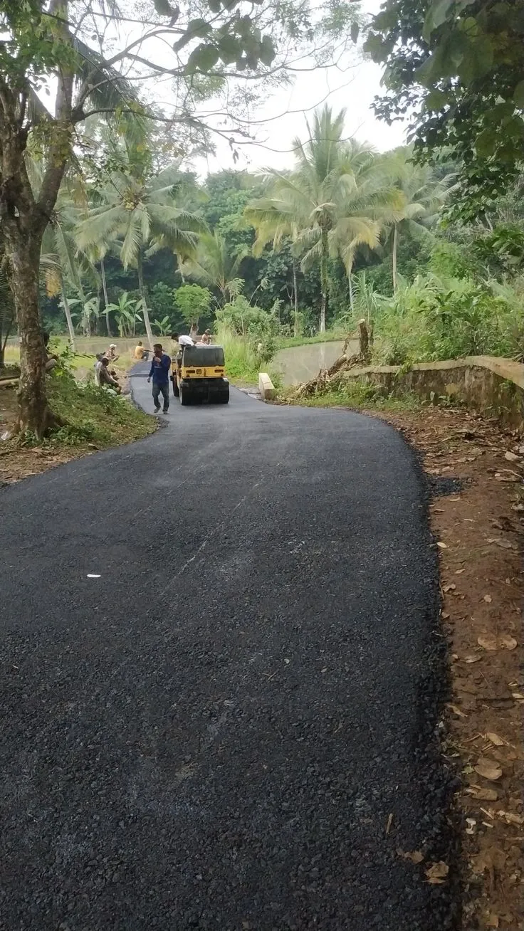 Pembangunan Jalan Lingkungan Desa